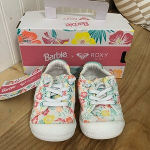 NWT Barbie x Roxy slip on toddler shoes sz 6